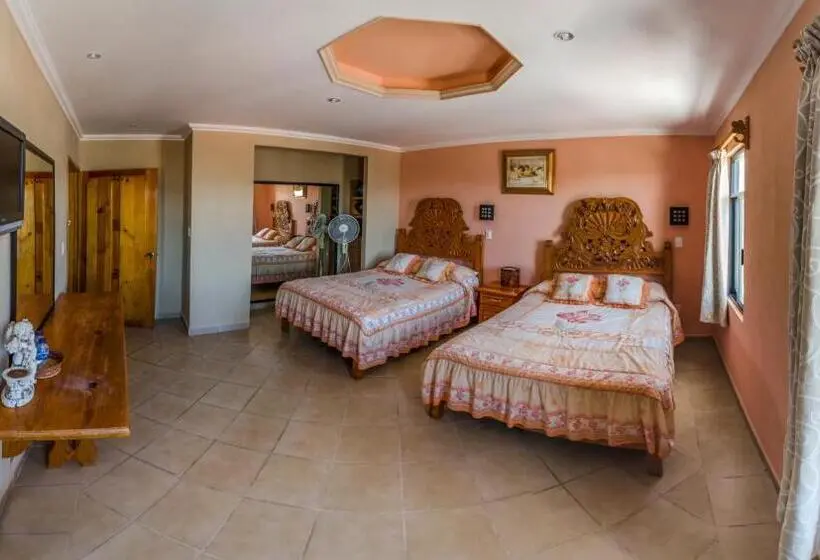 スタンダード４人部屋, El ángel Taxco