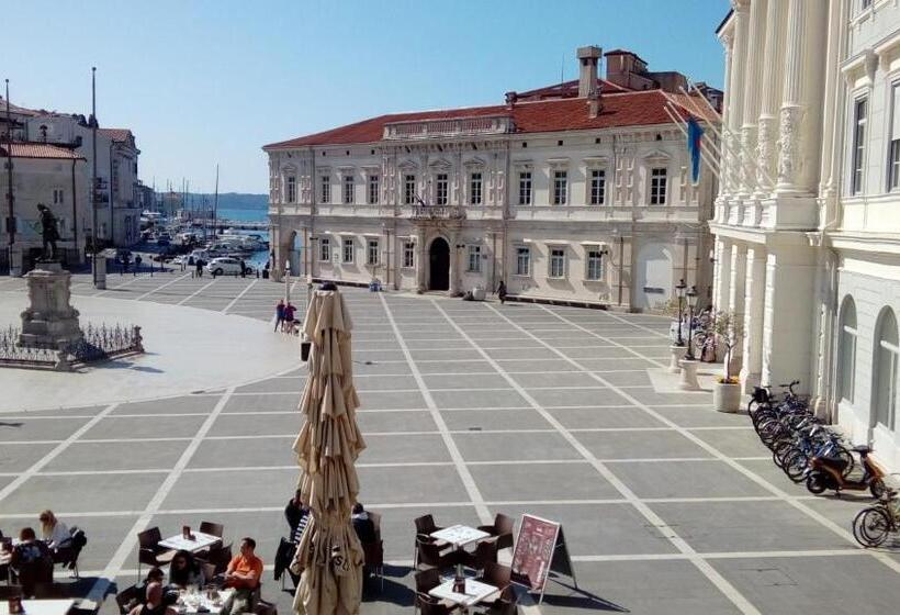 اتاق لوکس, Benecanka Casa Veneziana Piran
