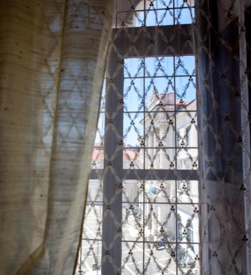 اتاق لوکس با چشم‌انداز دریا, Benecanka Casa Veneziana Piran