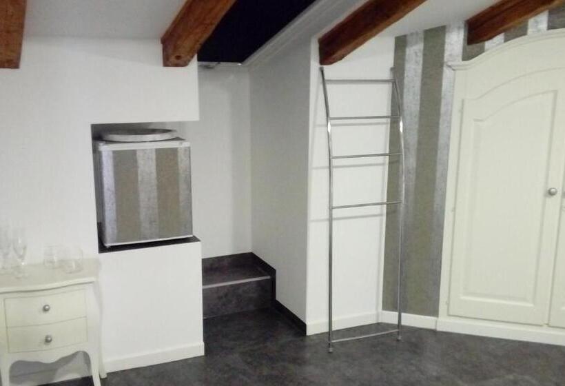 اتاق لوکس, Benecanka Casa Veneziana Piran