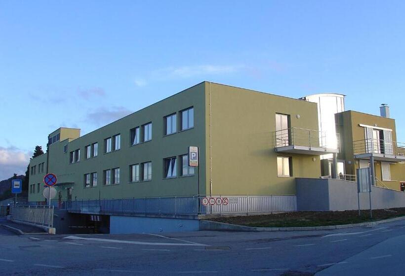 اتاق لوکس, Benecanka Casa Veneziana Piran