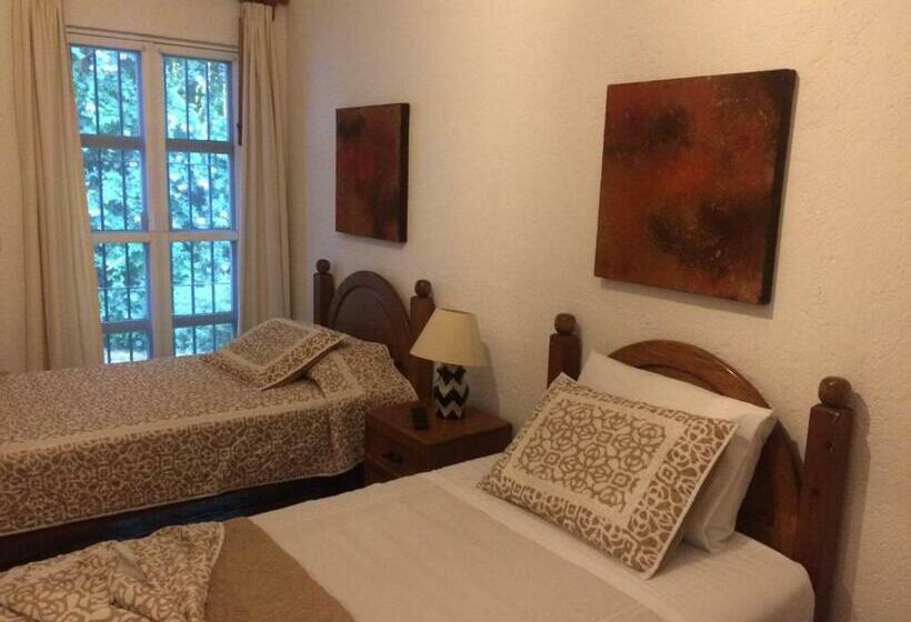 غرفة قياسية, Casa De Las Conchas