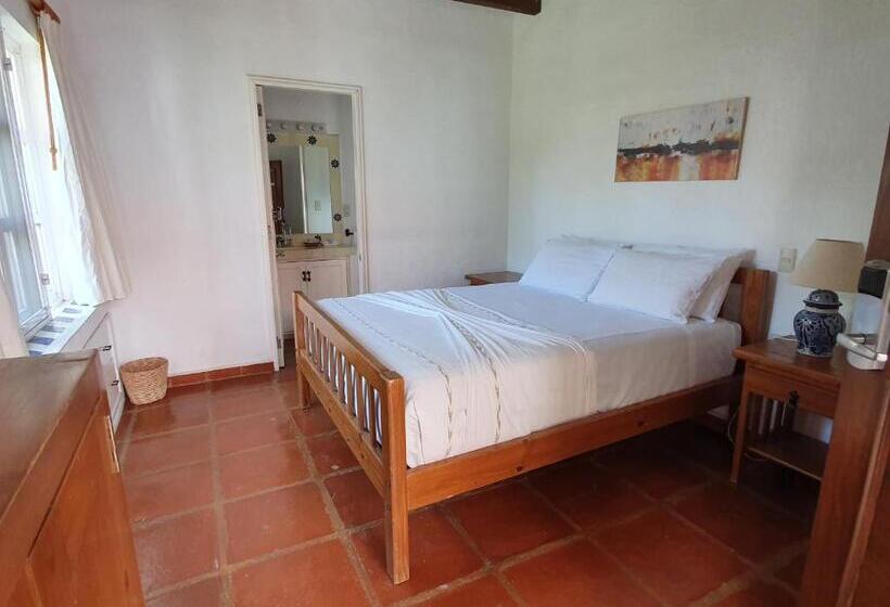 غرفة قياسية, Casa De Las Conchas