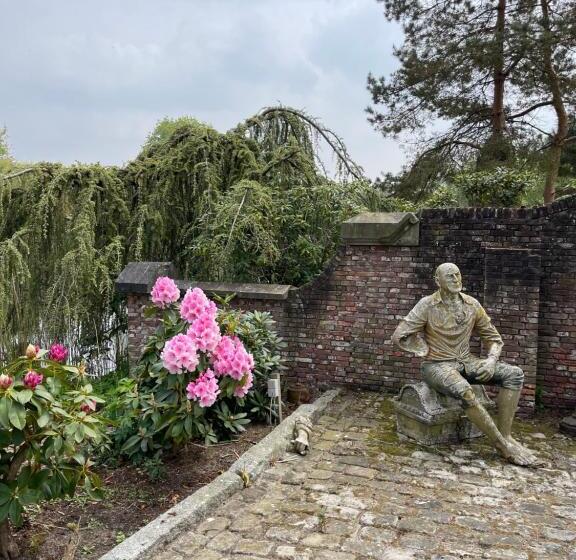 Bangalô Standard, Paradijs Eiland