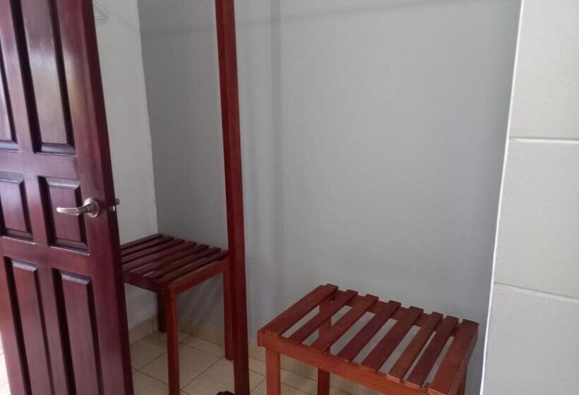 חדר סטנדרט לשלושה עם מרפסת, Hostel Kimmell / Hostal Familiar La Casita De Los Kimmell