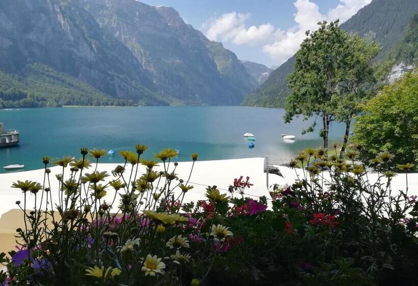 Standard 3 Pers. Værelse, Rhodannenberg Ag