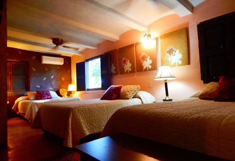 スタンダードトリプルルーム, Torres Del Fuerte