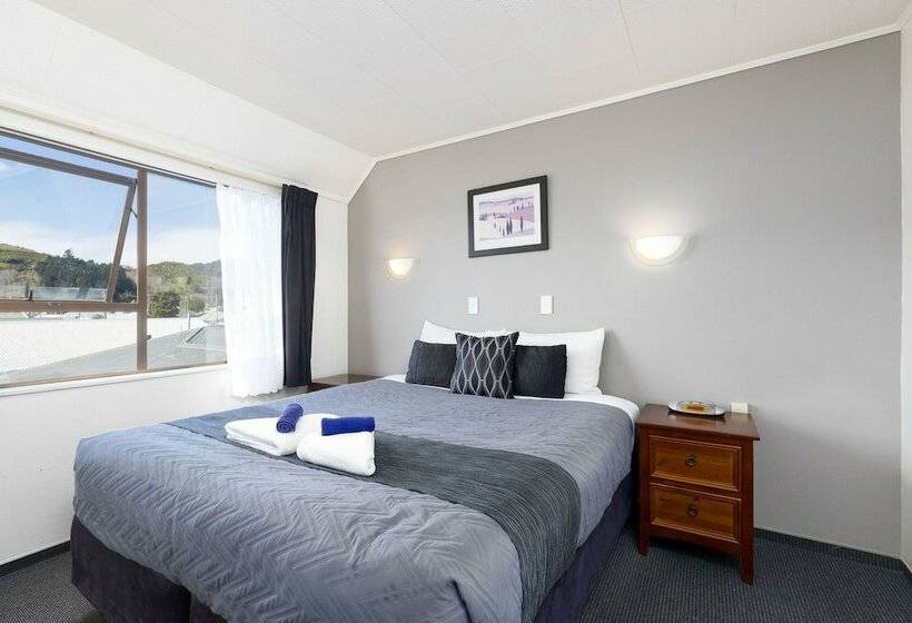 דירת חדר, Kings Gate Motel