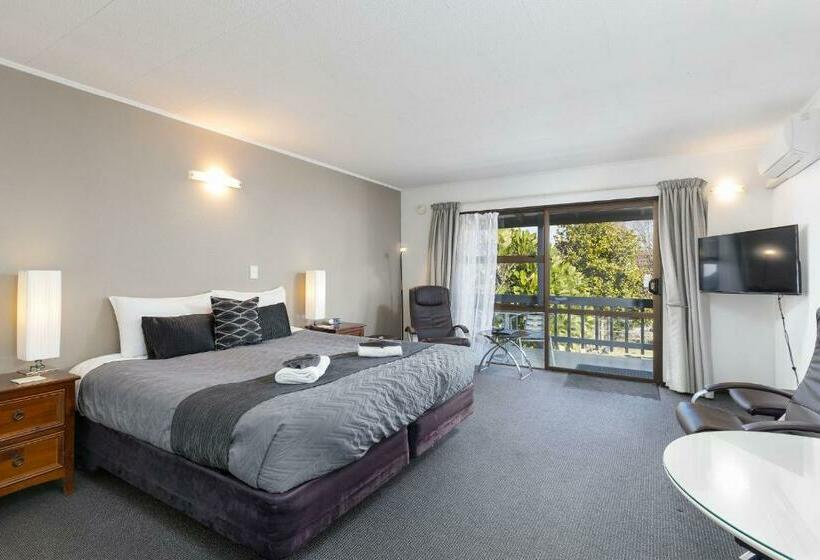 סטודיו סטנדרט, מיטה זוגית, Kings Gate Motel