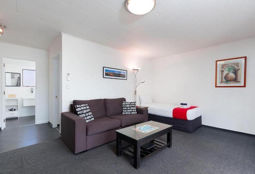 דירת חדר, Kings Gate Motel