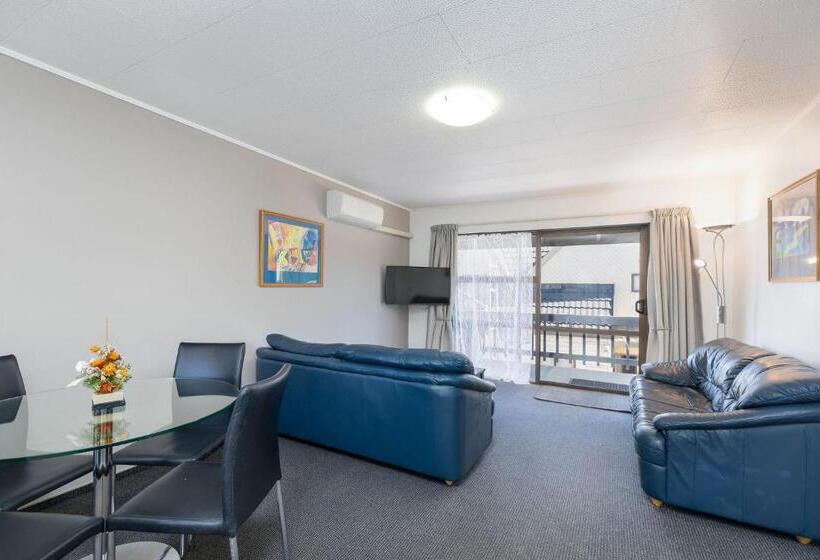 침실 2개 아파트, Kings Gate Motel