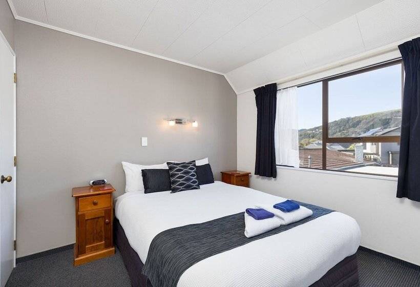 דירת חדר, Kings Gate Motel