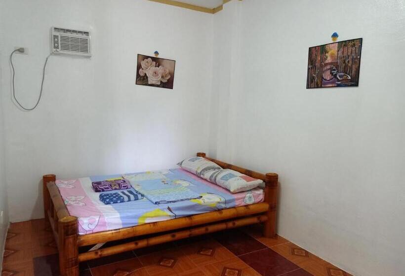 Quarto Deluxe, Lennons Place Backpacker Hostel