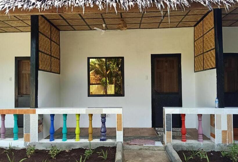 Quarto Deluxe, Lennons Place Backpacker Hostel