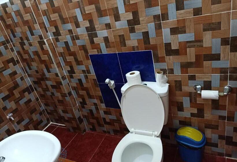 Quarto Deluxe, Lennons Place Backpacker Hostel