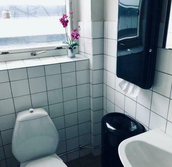 Четырехместный Номер Стандарт, Multi Challenge Hostel