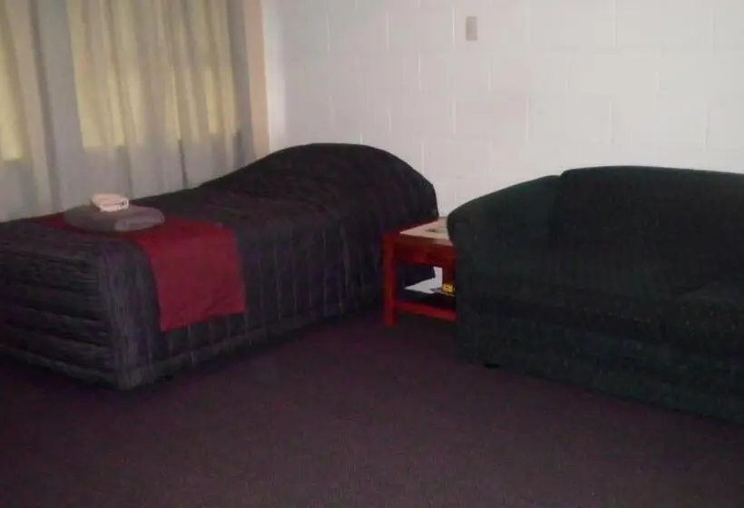 Huoneisto 1 Makuuhuone, Rangiora Lodge Motel