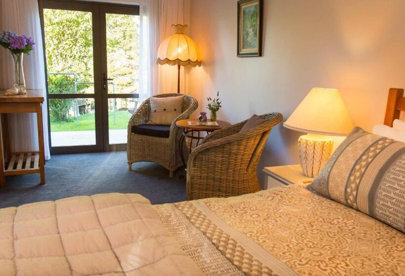 إستوديو قياسى مطلّ علي الحديقة, Rolling Hills Country Stay B&b