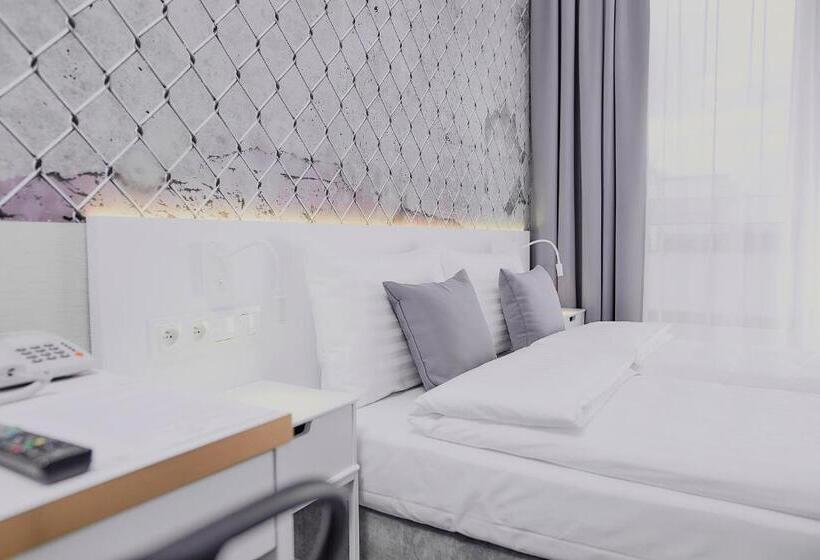 スタンダードルーム, Tulip Inn żyrardów