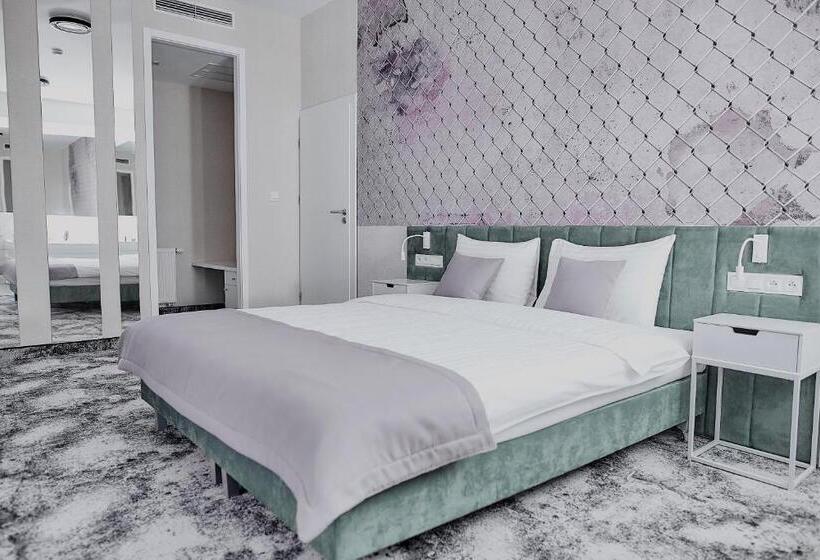 Полулюкс Кровать Кинг, Tulip Inn żyrardów