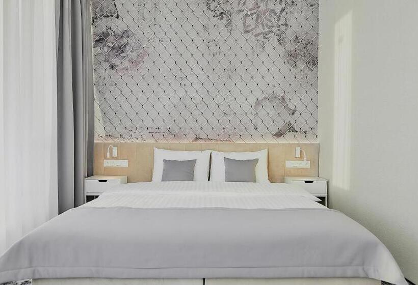 スーペリアールーム, Tulip Inn żyrardów