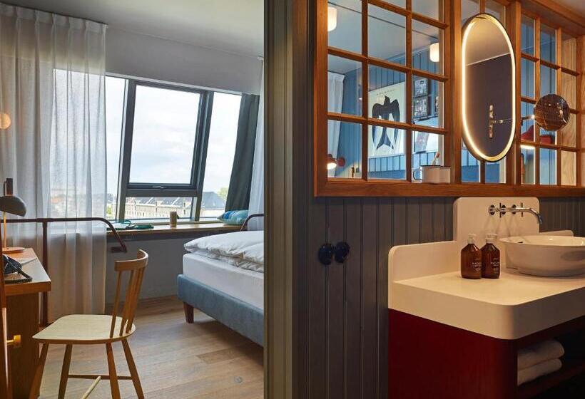 Quarto Superior Cama King, 25hours Hotel Paper Island