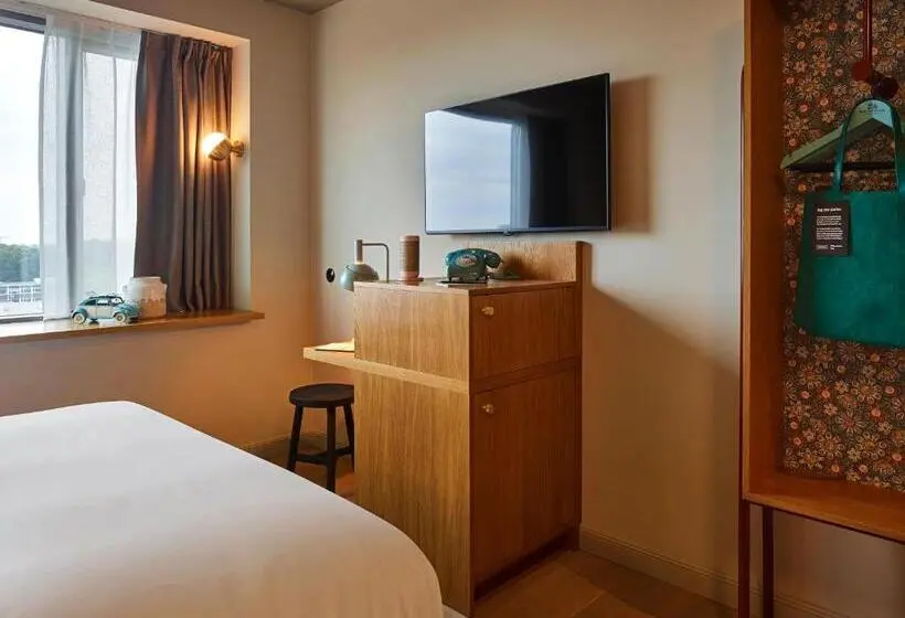 キングサイズベッドのスタンダードルーム, 25hours Hotel Paper Island