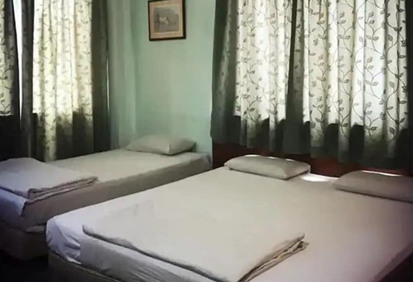 デラックストリプルルーム, Asia City