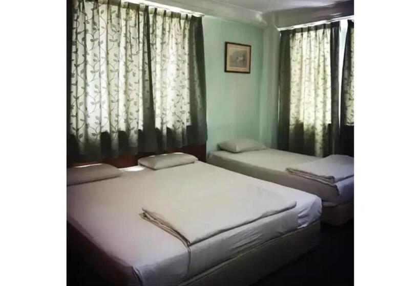 Трехместный Номер Deluxe, Asia City