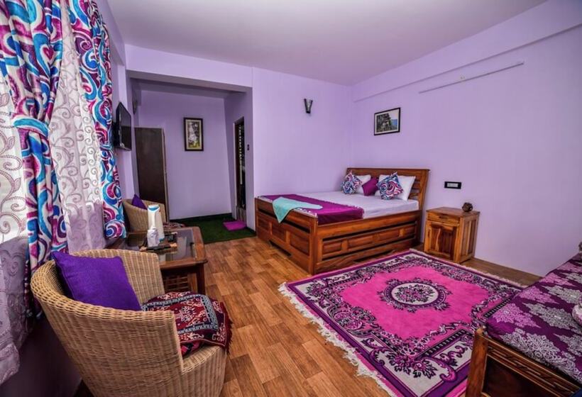 디럭스 룸, Langdak Homestay