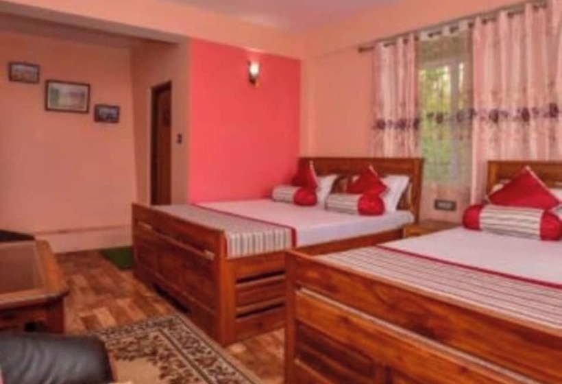 디럭스 트리플 룸, Langdak Homestay