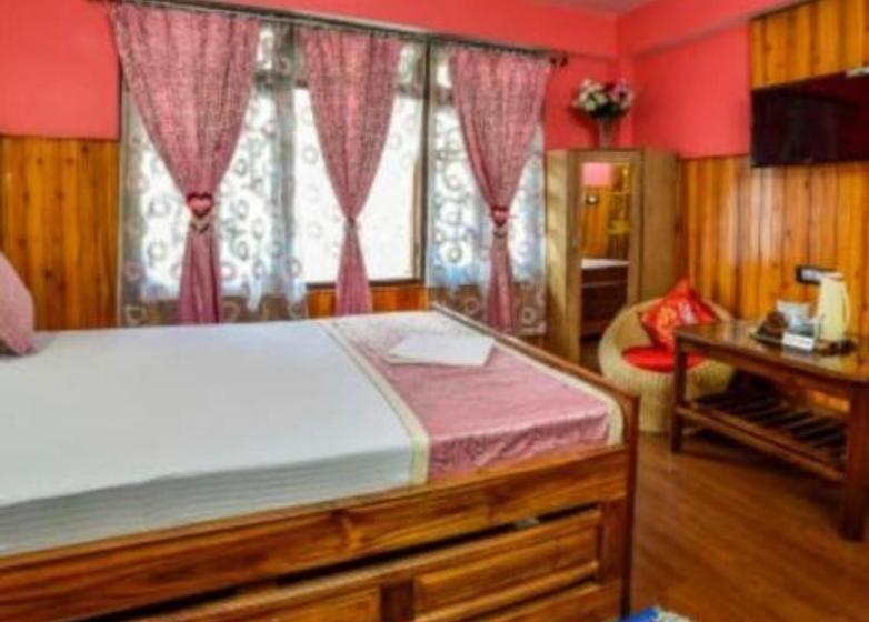 디럭스 트리플 룸, Langdak Homestay