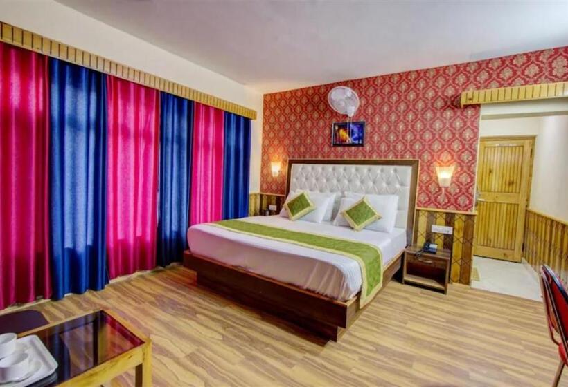 غرفة ديلوكس عائلية, Grg Hotel Samiru Manali Near Durga Temple