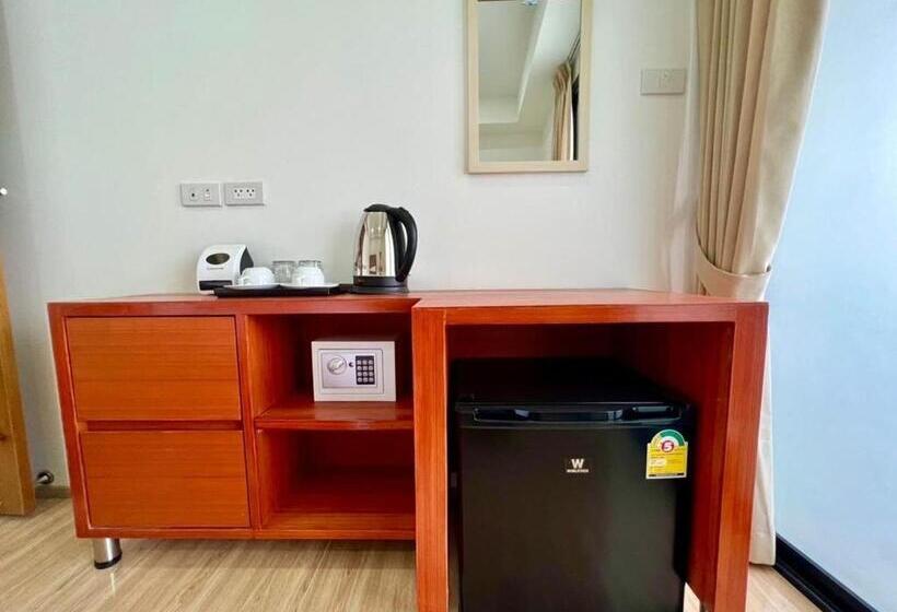 Deluxe Szoba, The Lodge Pattaya