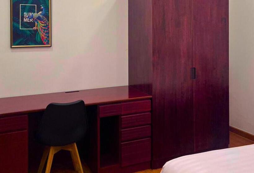 1 Szobás Tetőtéri Apartman, The Lodge Pattaya