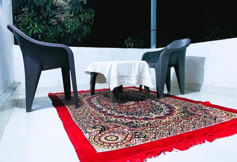 Pokój Standard Widok Ogród, Aamrakunj Gir Resort