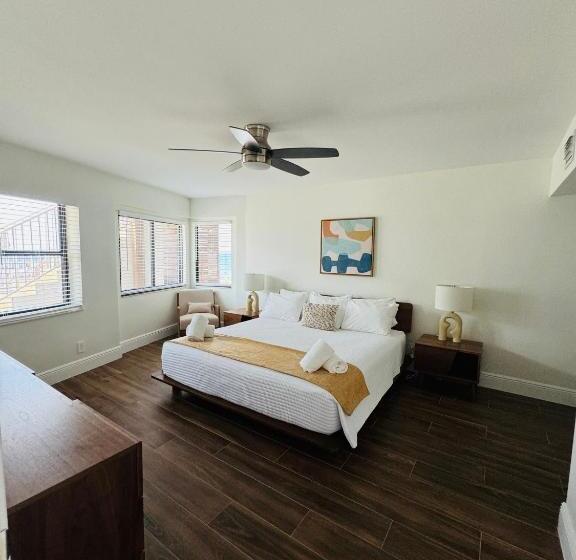 غرفة قياسية سرير كينج, Melbourne Beach Resort & Surf Club