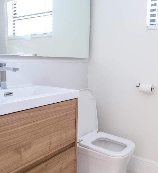 إستديو قياسى مطل على حمام السباحة, Melbourne Beach Resort & Surf Club