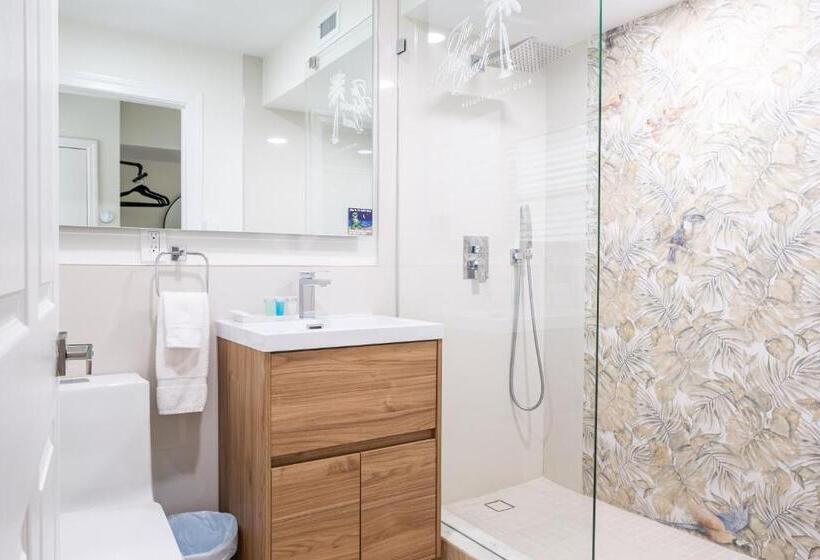 جناح سرير كينج, Melbourne Beach Resort & Surf Club