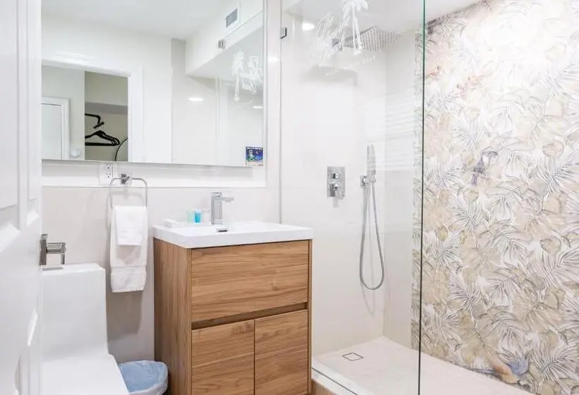 キングサイズベッドのスイートルーム, Melbourne Beach Resort & Surf Club