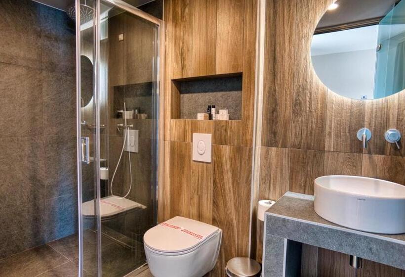 Sviitti Panoraamanäkymä, Wellnest