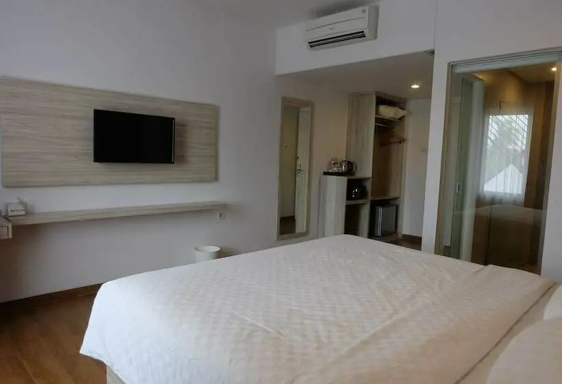 Habitació Superior, Akshaya Hotel Karawang