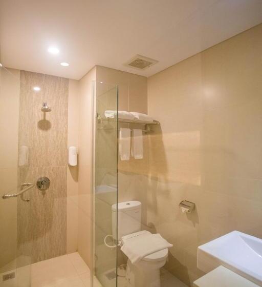 Номер Deluxe, Akshaya Hotel Karawang
