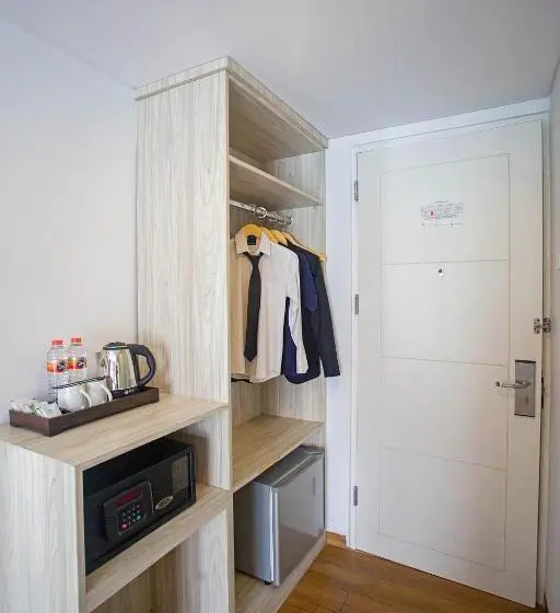 Habitació Superior Llit King, Akshaya Hotel Karawang