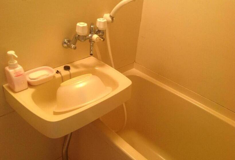 غرفة قياسية, Petit Hotel Koizumi