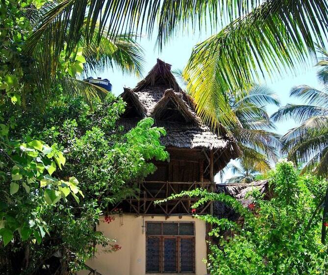 Quarto Estandar com Sacada, Sagando Bungalows