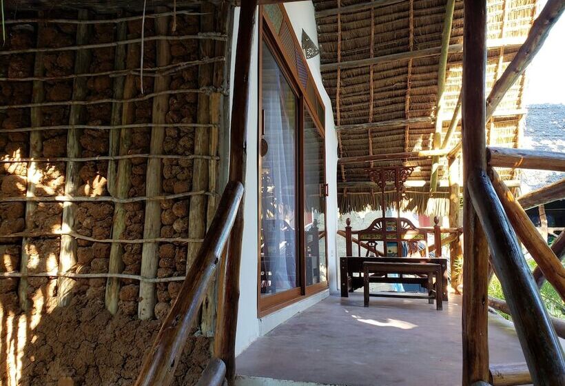 Quarto Estandar Individual com Sacada, Sagando Bungalows