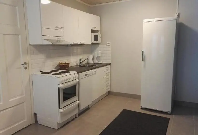 اتاق استاندارد با سرویس بهداشتی مشترک, Savonlinnan Kansanopisto   Wanha Pappila