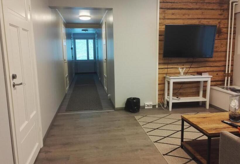 带共用浴室的标准房间, Savonlinnan Kansanopisto   Wanha Pappila