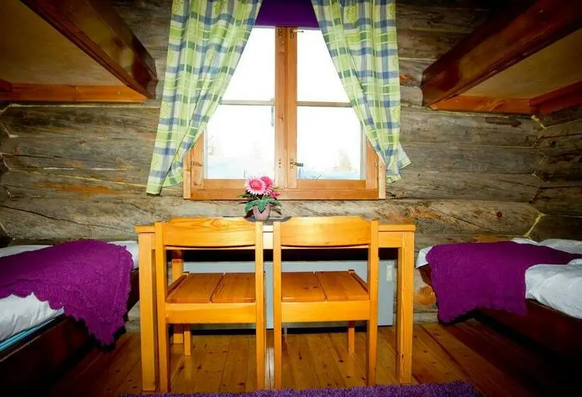 Standard-huone, Neljän Tuulen Tupa